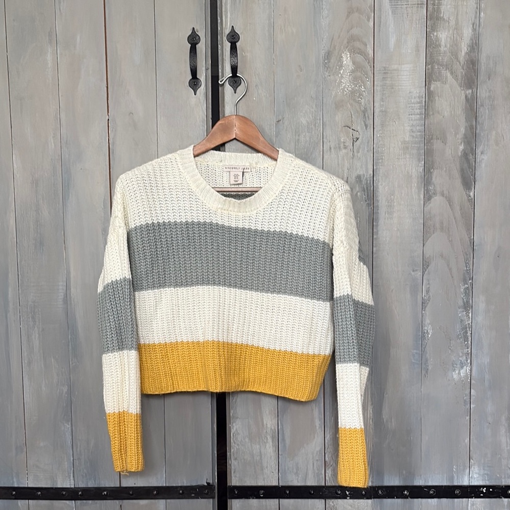Sincerely Jules Cozy White and Yellow Crew Neck Sweater